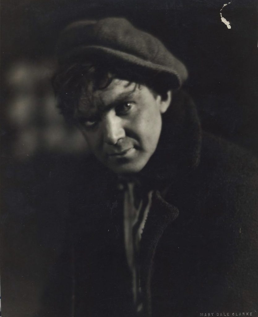 Thomas Mitchell as Gerald O'Hara - Thomas John Mitchell (1892 – 1962) was a  celebrated American actor. Among his …